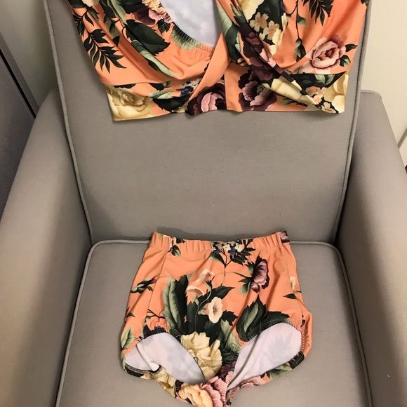 2 pc bathing suit - Picture 2 of 4